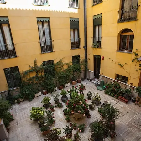 Apartament Sy Fuencarral Madryt Zewnętrze zdjęcie